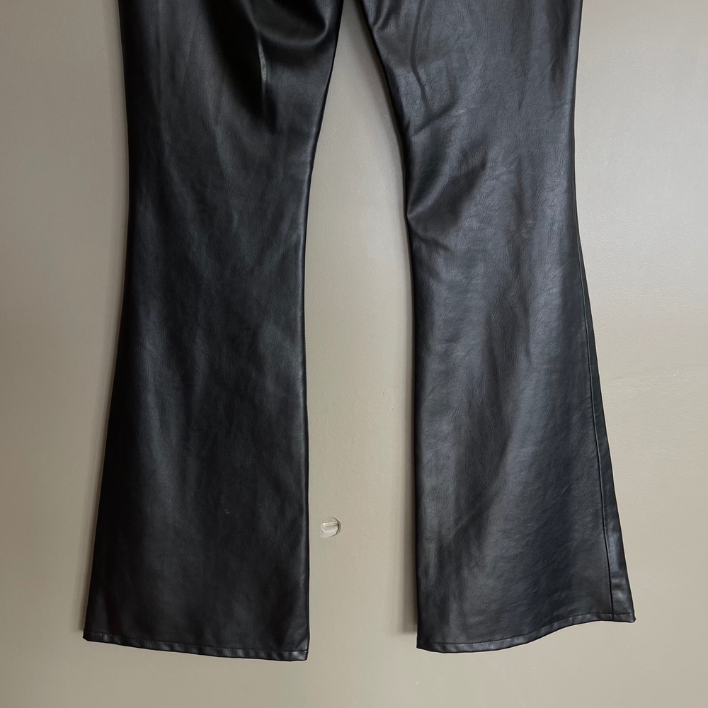 Veronica Beard Beverly Flare High Rise Pant in Black Size 29 Faux Leather Chic - Picture 12 of 16